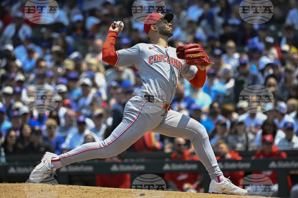 Reds Cubs Baseball