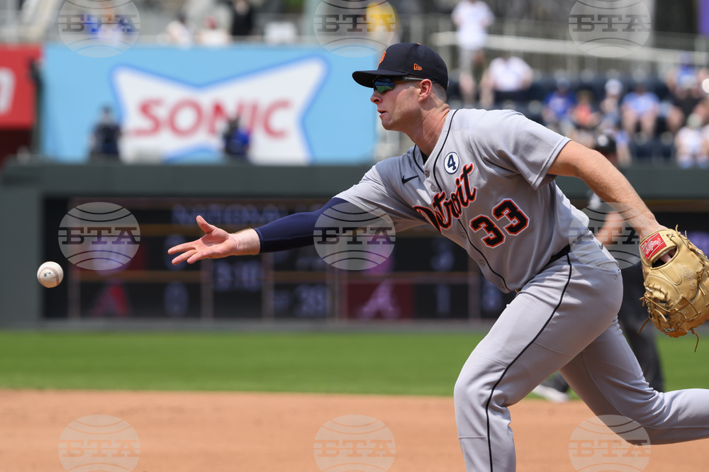 Tigers Royals Baseball