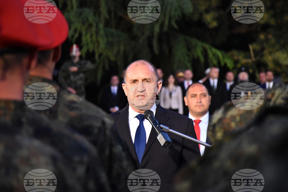 Враца - Ден на Ботев - Румен Радев - митинг-заря