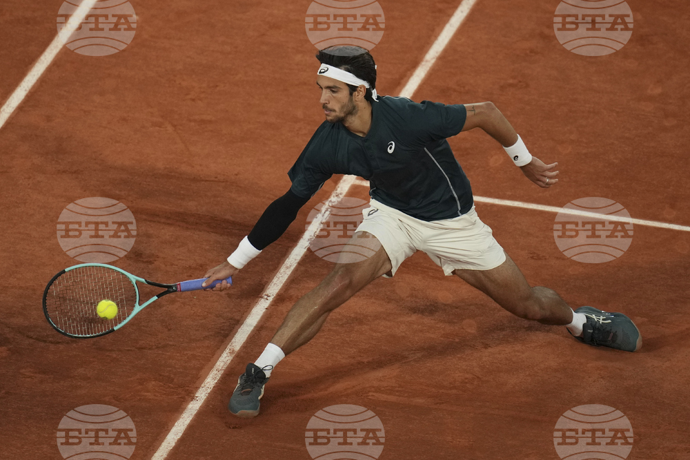 Лоренцо Музети достигна за първи път в кариерата си до четвъртфиналите на "Ролан Гарос"