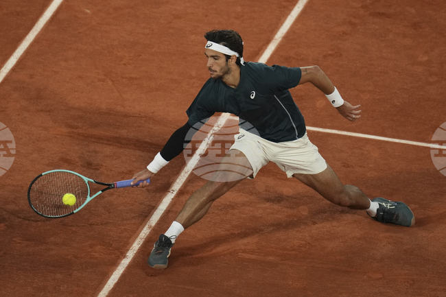 Лоренцо Музети достигна за първи път в кариерата си до четвъртфиналите на "Ролан Гарос"