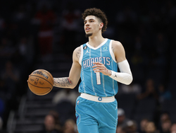 Spurs Hornets Basketball