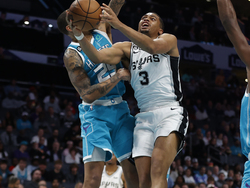 Spurs Hornets Basketball