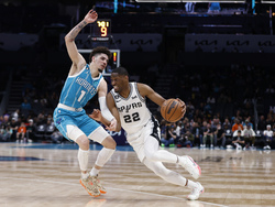 Spurs Hornets Basketball