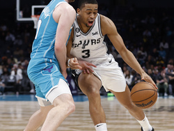 Spurs Hornets Basketball