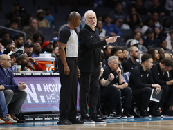 Spurs Hornets Basketball