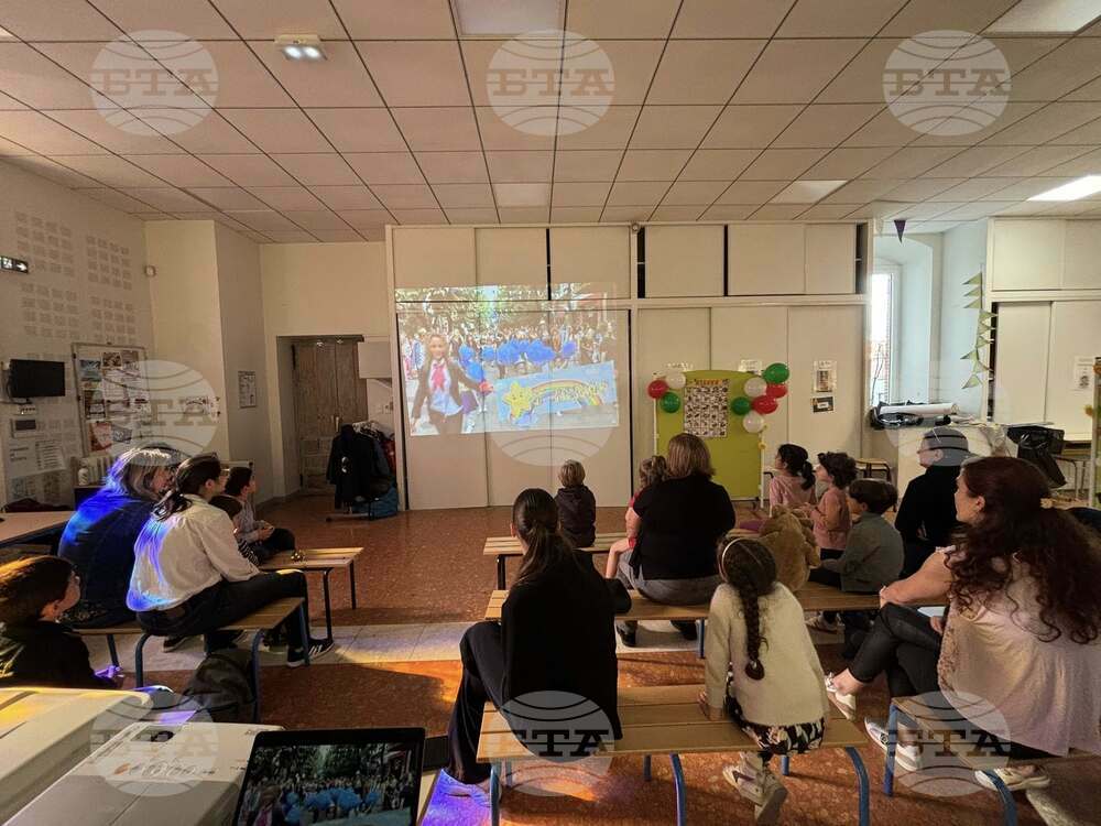 С открити уроци, отворени врати и конкурс по четене от училище „Дора Габе“ в Тулуза отбелязаха 24 май