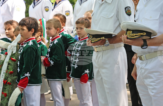 С общоградско поклонение Варна почете загиналите за свободата на България