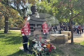 Казанлък - Христо Ботев - почит