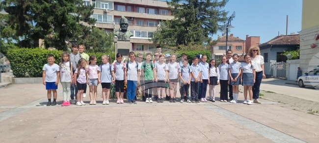 Силистра се преклони пред паметта на Христо Ботев и героите, паднали за свободата на България