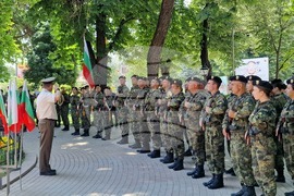 Свищов - Ден на Ботев - почит