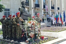 Хасково - Ден на Ботев - почит