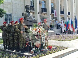 Хасково - Ден на Ботев - почит