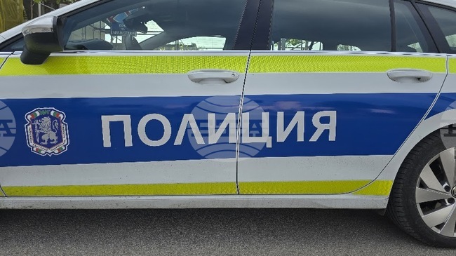 Полицията в Тетевен разследва кражба на 10 хиляди лева от възрастен мъж