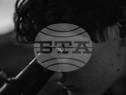 Белгийската фотографка Бийке Депортер представя изложбата „Прекосяване“ в София. Снимка: СГХГ