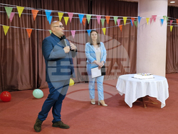 Разград - деца - подаръци