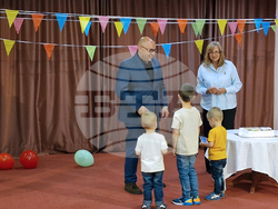 Разград - деца - подаръци