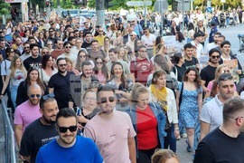 Варна - протест - медици