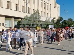Пловдив - медицински сестри и специалисти - протест