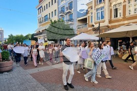Пловдив - медицински сестри и специалисти - протест