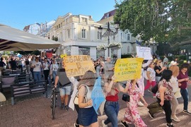 Пловдив - медицински сестри и специалисти - протест