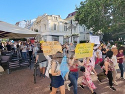 Пловдив - медицински сестри и специалисти - протест