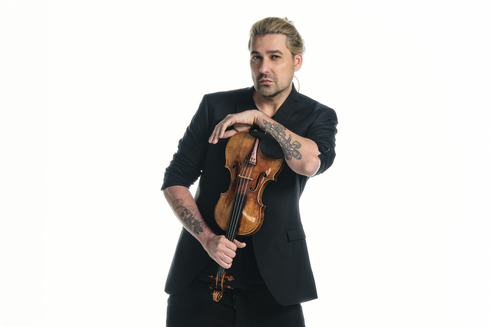 Дейвид Гарет представя Millennium Symphony тази вечер в Пловдив