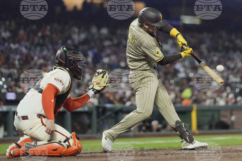 Padres Giants Baseball