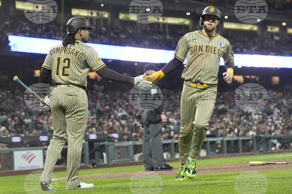 Padres Giants Baseball