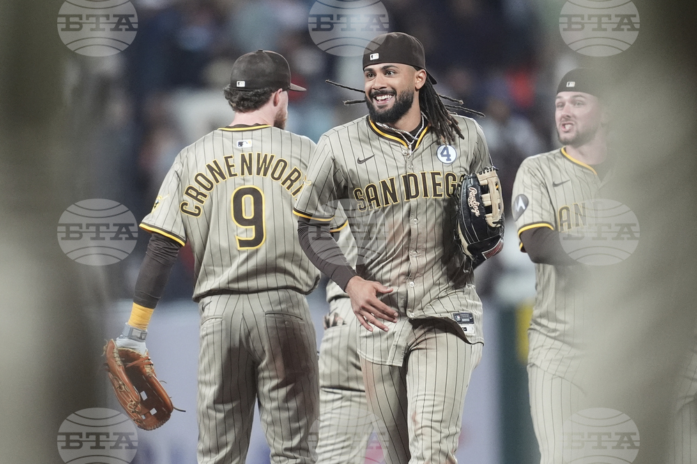 Padres Giants Baseball