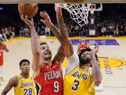 Pelicans Lakers Basketball