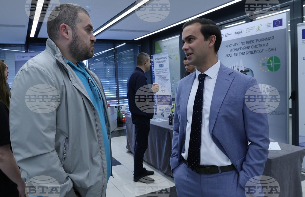 Ако една иновация не се комерсиализира, остава изобретение, което не носи добавена стойност на икономиката, каза Бойко Таков