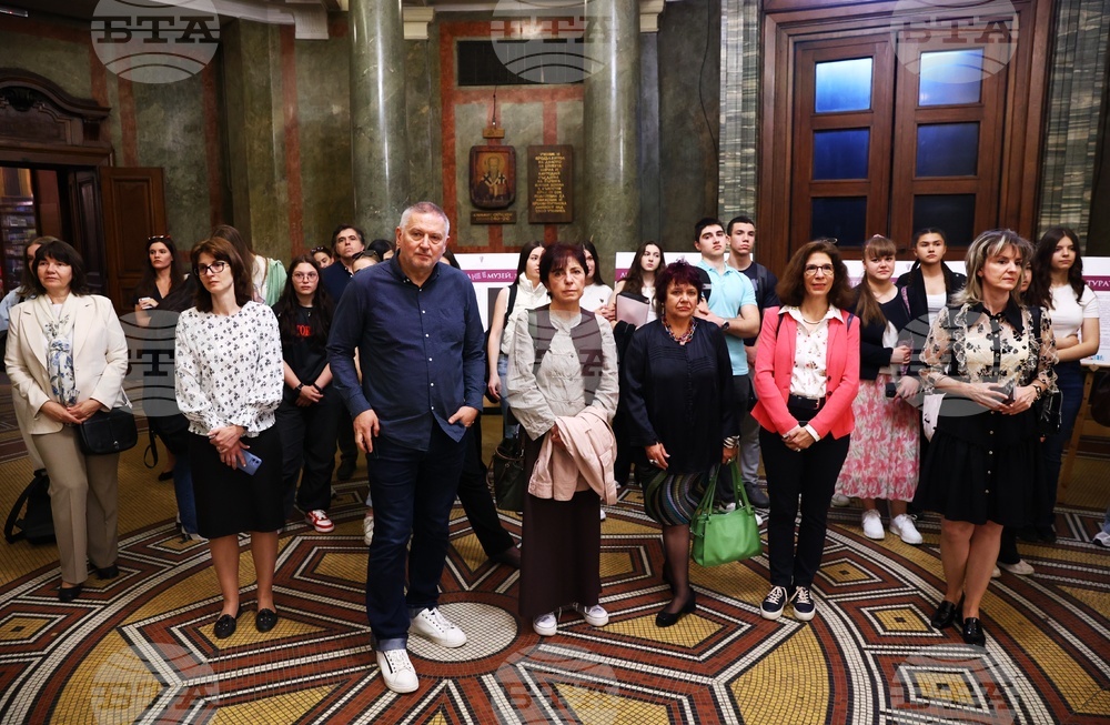 Нуждаем се от радикална промяна в обучението по литература, каза деканът на Факултета по славянски филологии на СУ проф. Амелия Личева