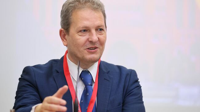 Over 10% of Students, 20% of PhD Candidates at Burgas Free University Foreign Nationals, Including from Western Europe, Rector Baltov Says