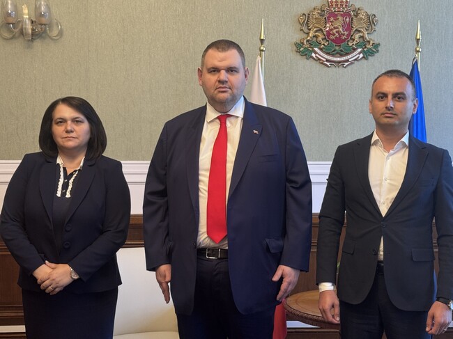 Делян Пеевски, лидер на ДПС и ПГ на ДПС-НОВО НАЧАЛО прие кметовете на Ардино и Момчилград