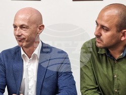 Варна - „Възраждане" - пресконференция