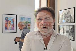 Сливен - Националната художествена гимназия „Димитър Добрович“ - благотворителна изложба