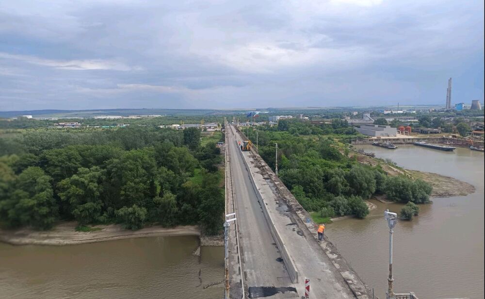 Драгомир Драганов: Над половин милион леки и товарни автомобили са излезли от България през Дунав мост при Русе от началото на годината