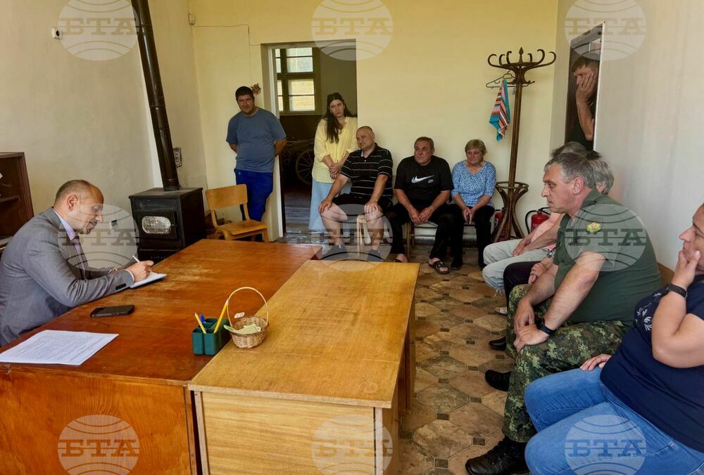 Община Ловеч: Кметът Страцимир Петков проведе работна среща с жителите на село Прелом