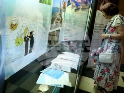 „Подводната вкаменена гора“ - изложба