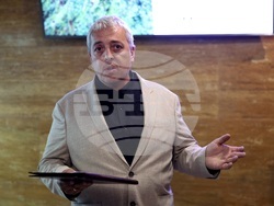 „Подводната вкаменена гора“ - изложба - Любомир Кендеров