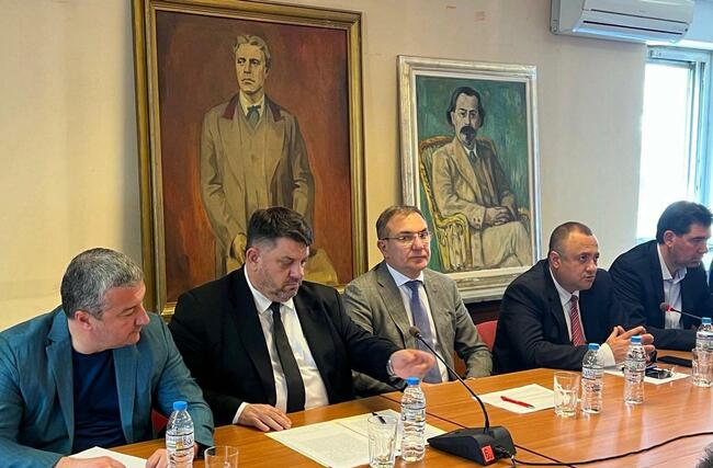 БСП-ОЛ на среща с работодателите: Заедно трябва да разсеем страховете на обществото за еврото