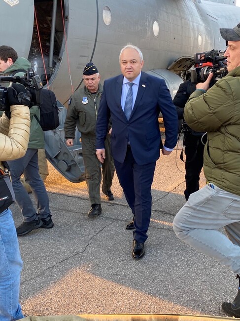 Министър Демерджиев: България е сред първите държави, изпращащи хуманитарна помощ за Сирия след тежкото земетресение