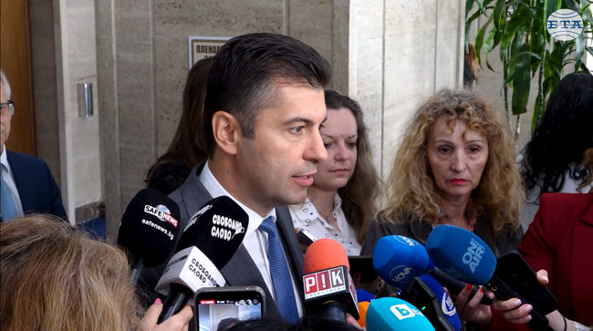 Очаквам конвергентният доклад да е положителен, каза Кирил Петков от ПП, и потвърди заявката за внасяне на вот на недоверие