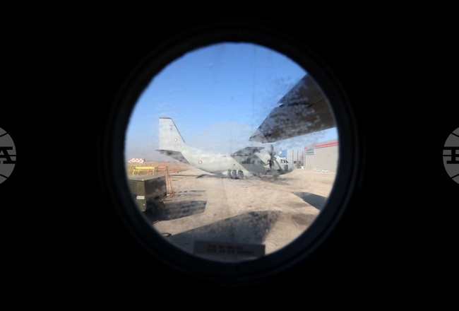 Авиобаза „Враждебна“ - самолет „Спартан“ - хуманитарна помощ