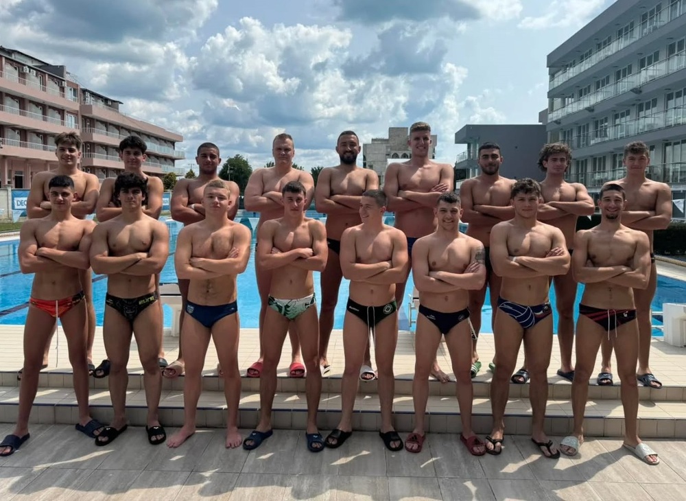 Националите по водна топка провеждат последен лагер преди европейските квалификации