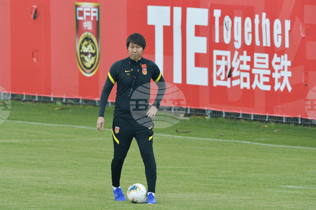 Бившият президент на футболната федерация на Китай и най-голямата местна легенда Ли Ти са извадени завинаги