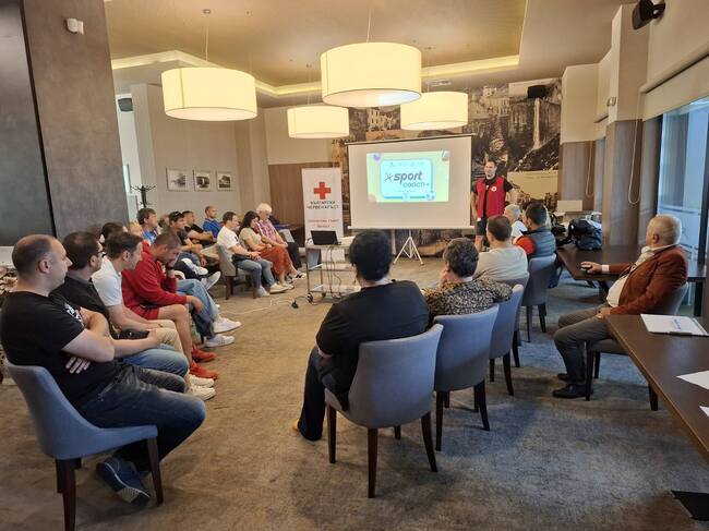 По международен проект на БЧК във Враца са обучени 27 души 