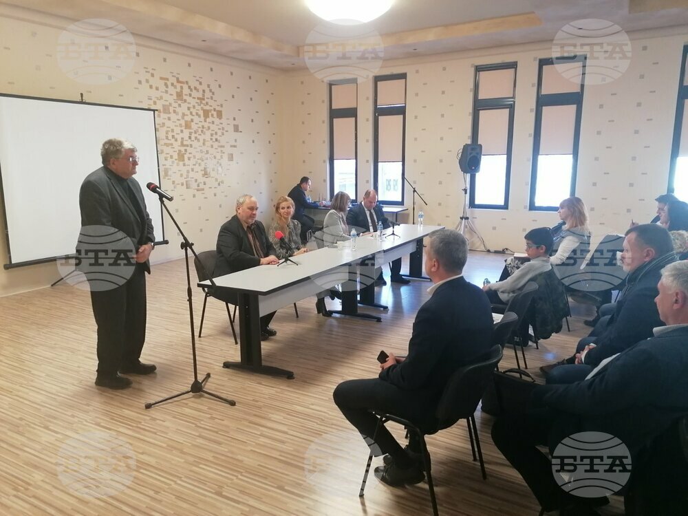 След 30 март България ще започне предоговаряне на Плана за възстановяване и устойчивост с ЕК, каза зам.-министър Еленко Божков