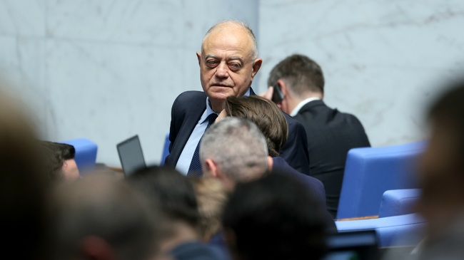 DB Chair Atanassov: Bulgaria Obtains Intel from Foreign Services, Not from Its Own
